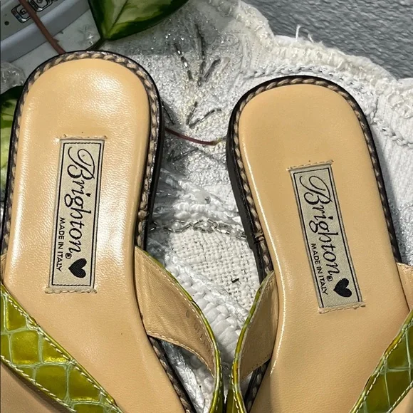 EUC Brighton Ofelia Patent Leather Sandals - Picture 3 of 10